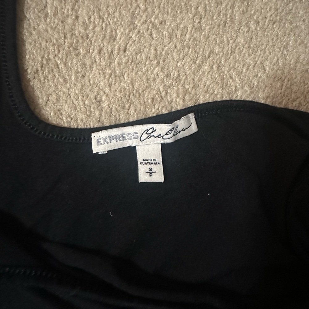 Express Black Crop Top - Picture 2 of 2